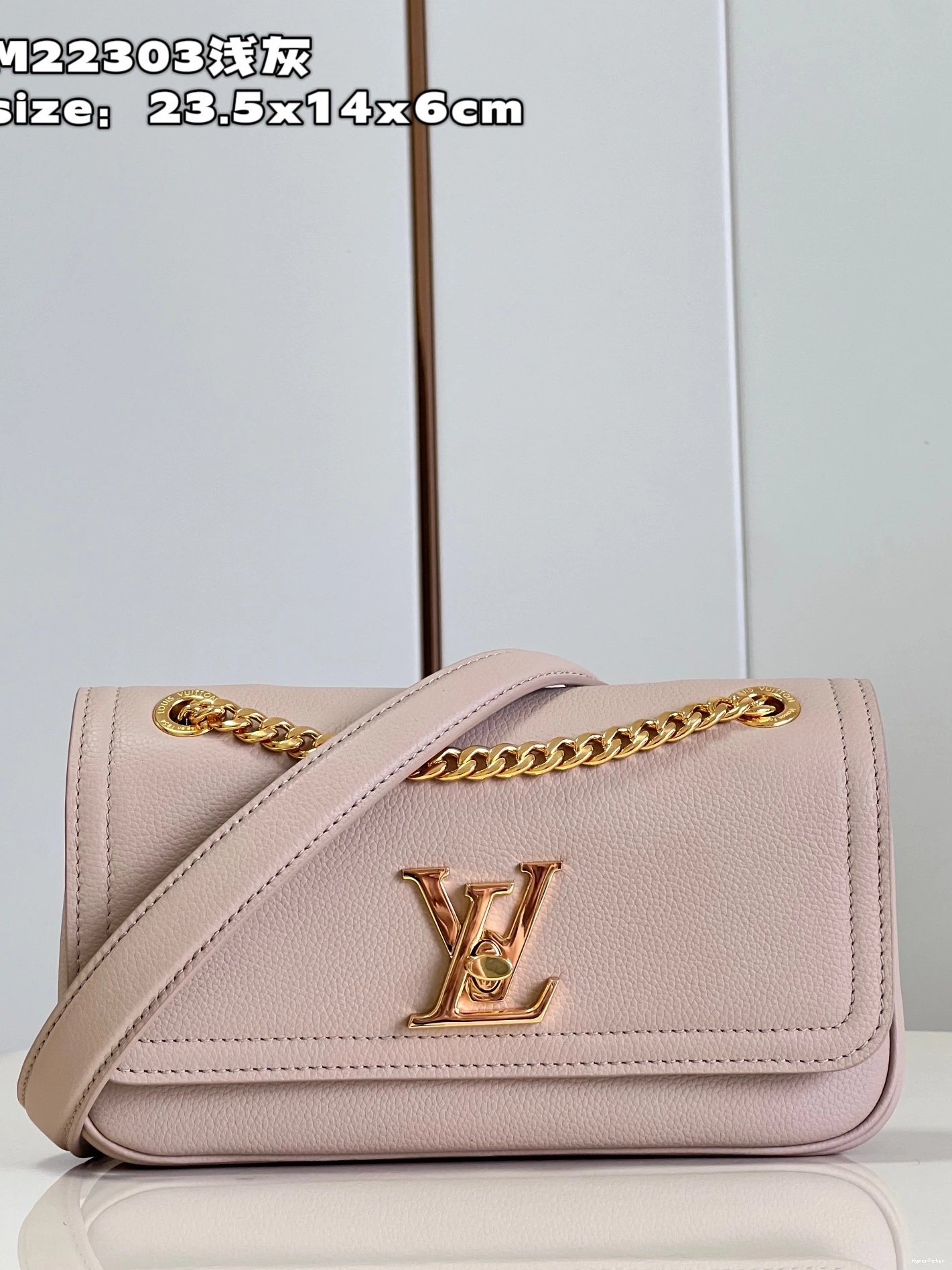 LOUIS TWIST-23.5*14*6 cm VUITTON 0807